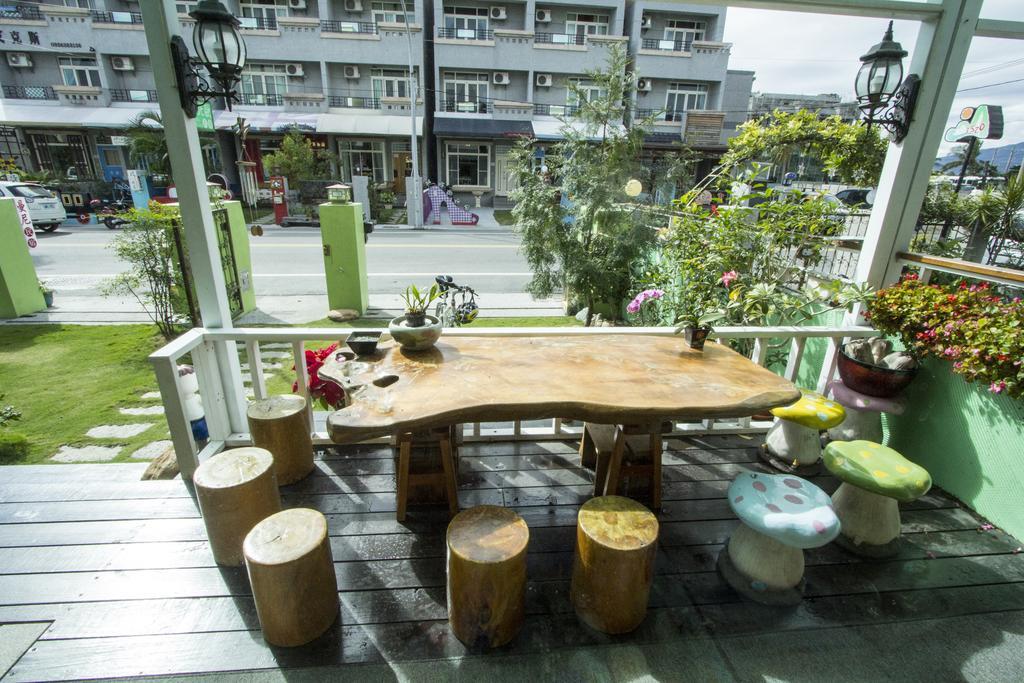 Vicking Guesthouse T'ai-tung Esterno foto